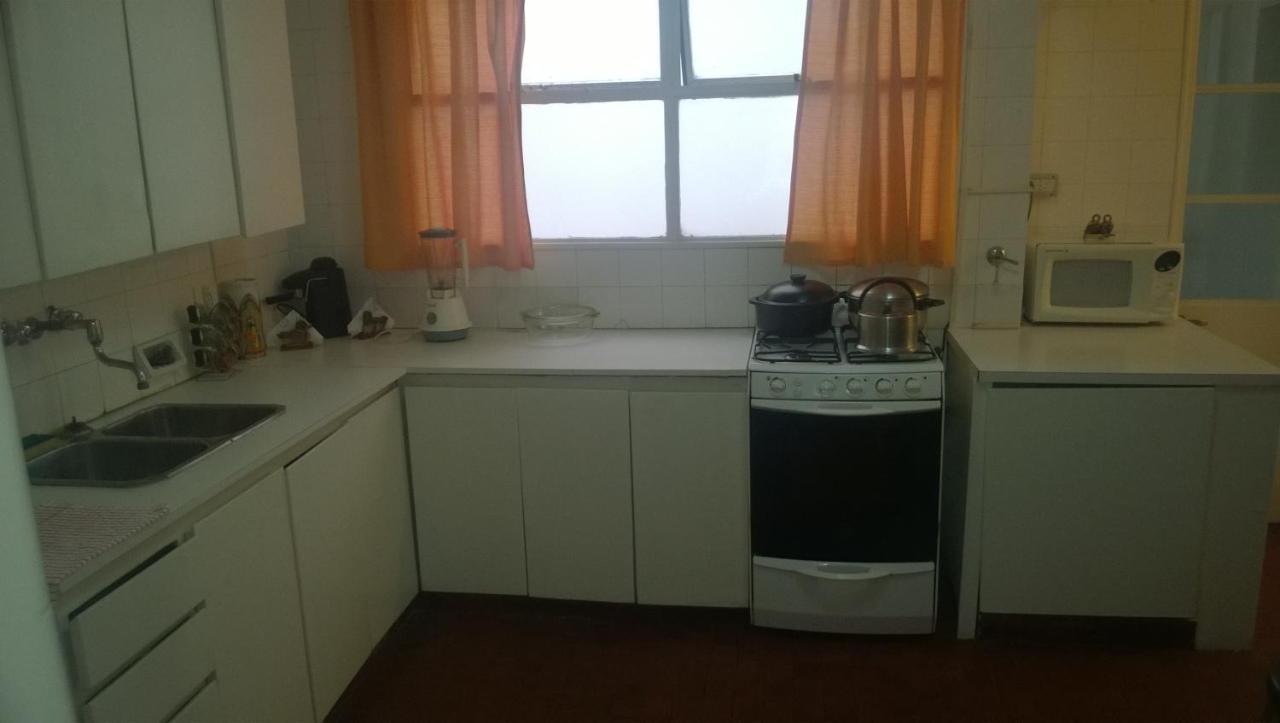 بوينس آيرس Habitacion Con Bano Privado Un Piso Por Escalera المظهر الخارجي الصورة